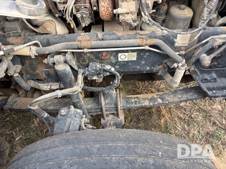 2014-kenworth-t660-image-60