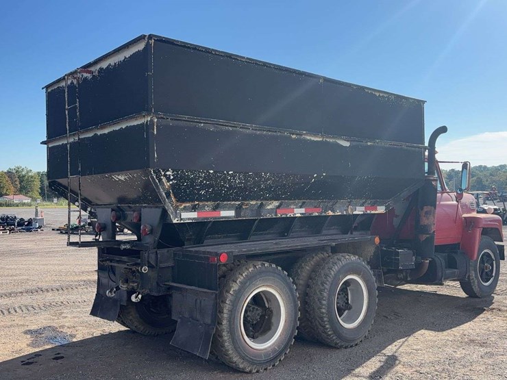 1968-international-f2000d-image-3