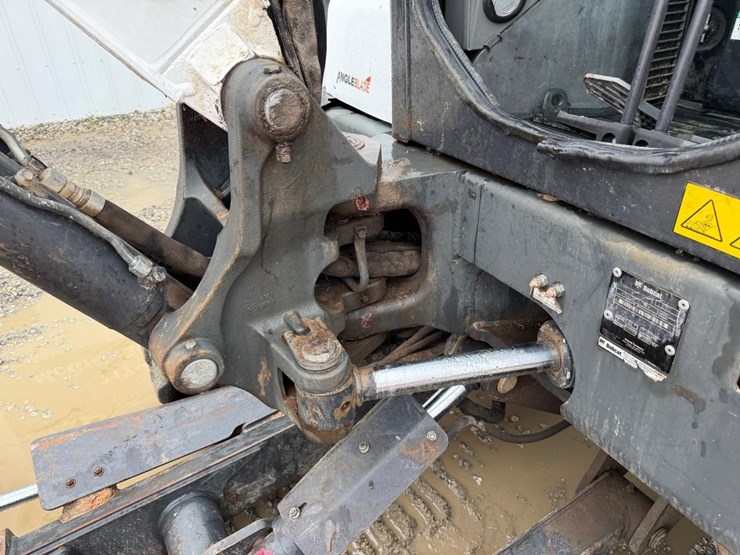 2022-bobcat-e50-image-16