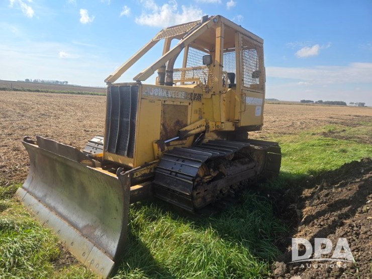 deere-450g-image-1