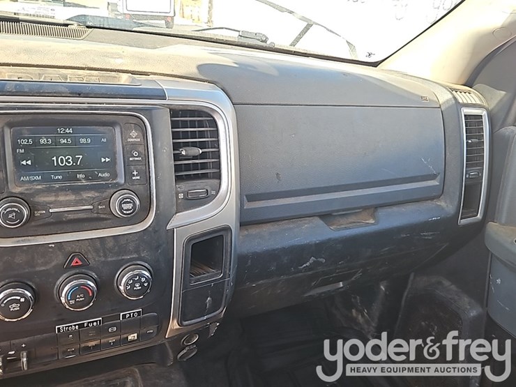 dodge-ram-5500-image-48