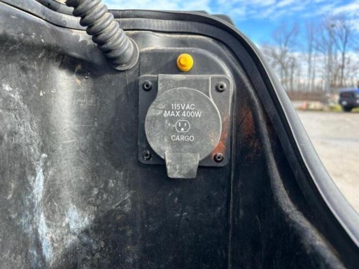 2020-ram-1500-laramie-longhorn-image-48