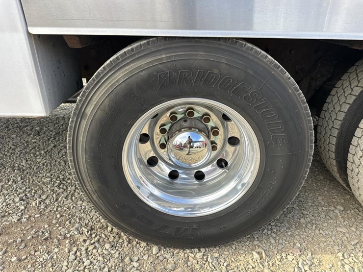 2005-kenworth-t800-image-69