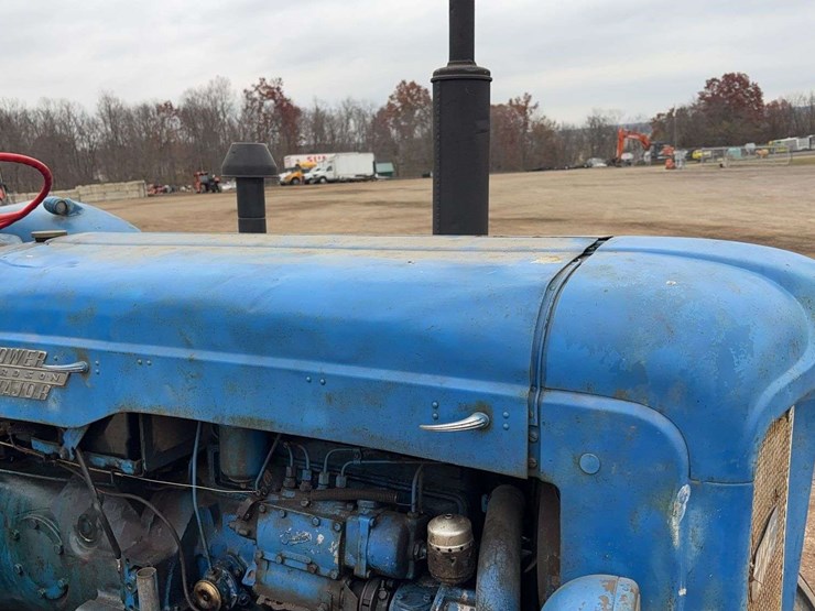 ford-tractor-image-26