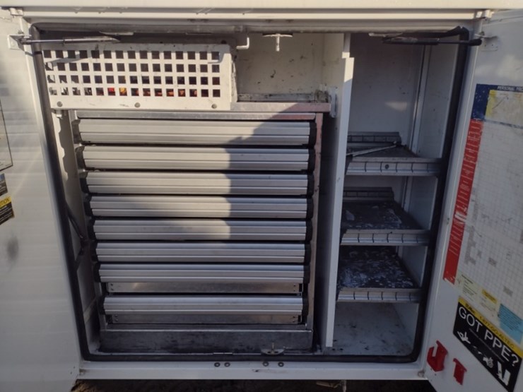 20-ford-f550-image-20