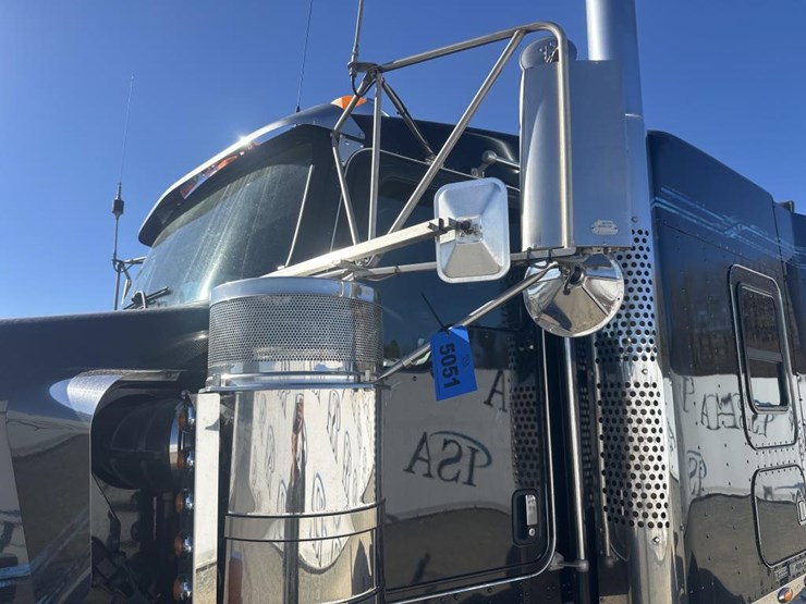 2009-kenworth-t800-image-15