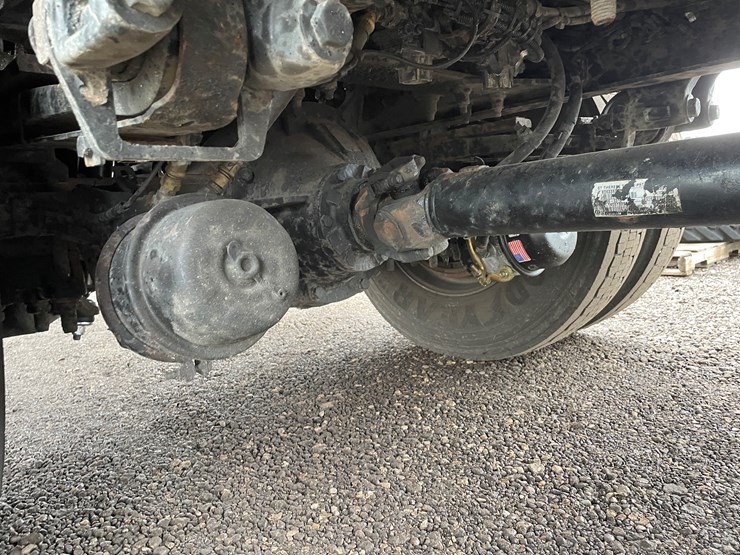 2015-kenworth-t270-image-18