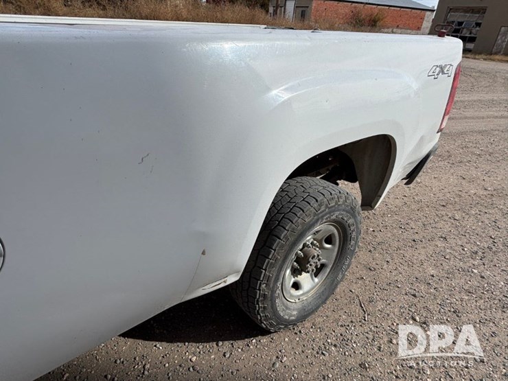 2009-gmc-sierra-2500hd-image-26