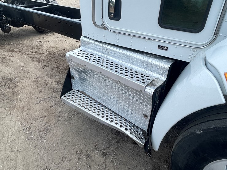 kenworth-t370-image-17