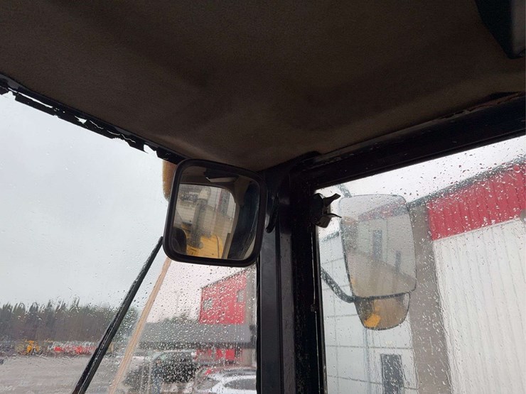 2006-caterpillar-930g-image-52