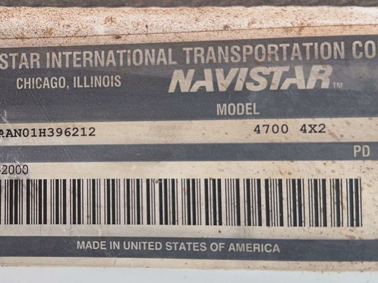 2001-international-4700-image-10