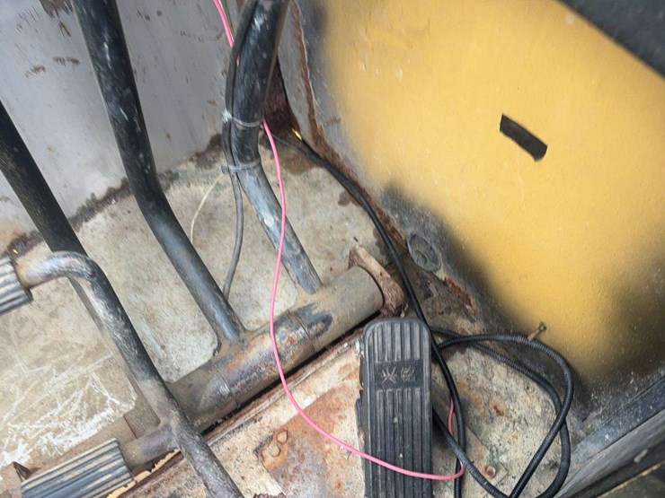 1996-grove-tms250c-image-55