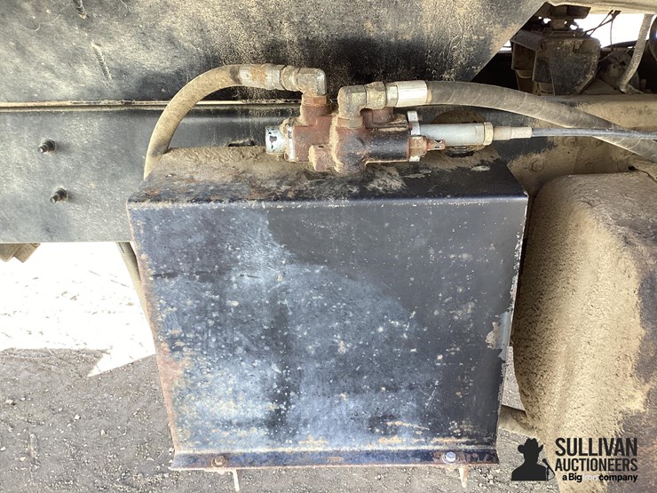 freightliner-fl106-image-20