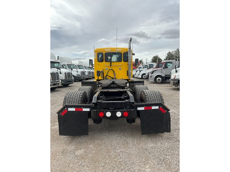 2020-kenworth-t680-image-5