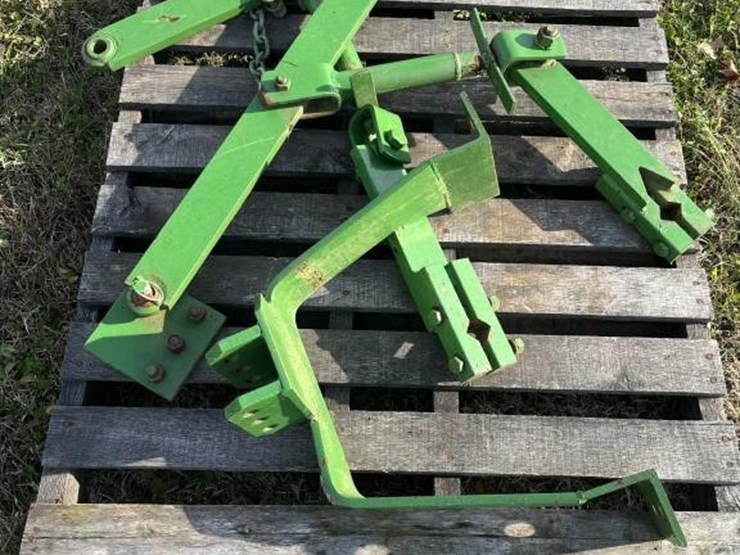 john-deere-b-image-1