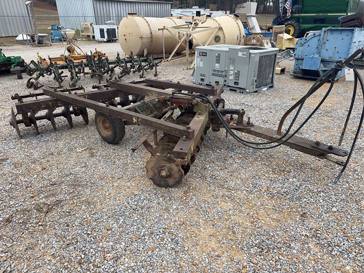 john-deere-8-image-3