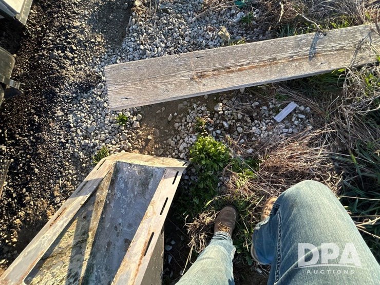 international-4700-image-17