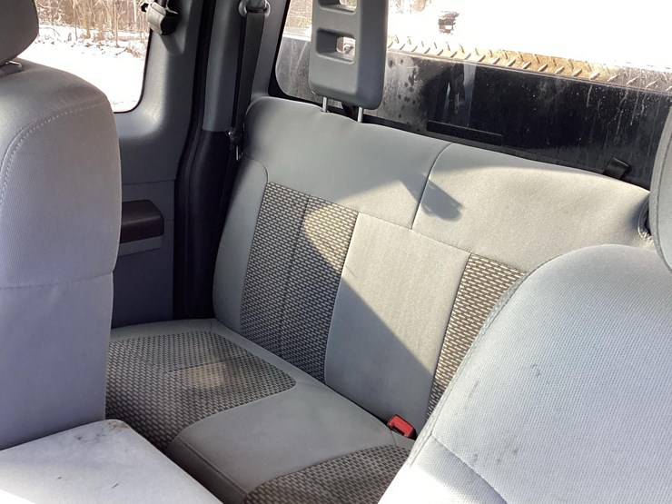 2015-ford-f550-image-9