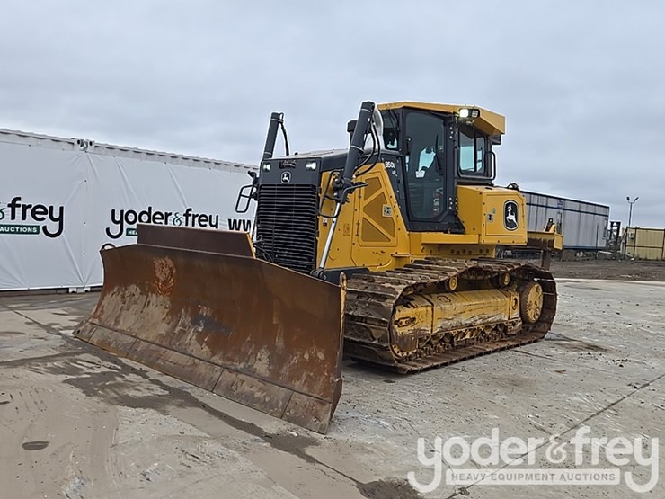 2019-deere-850l-lgp-image-1