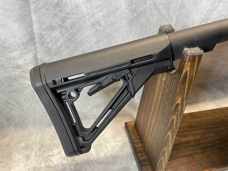 #2298-•-original-dpms-a-15-556-nato-semi-auto-rifle,-sn:-ffh275417-image-16