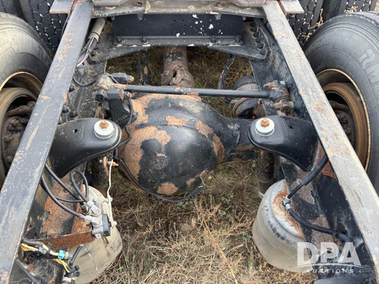 2014-kenworth-t660-image-28