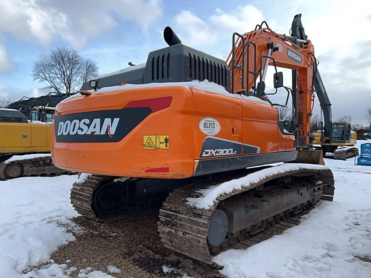 2022-doosan-dx300-lc-5-image-15