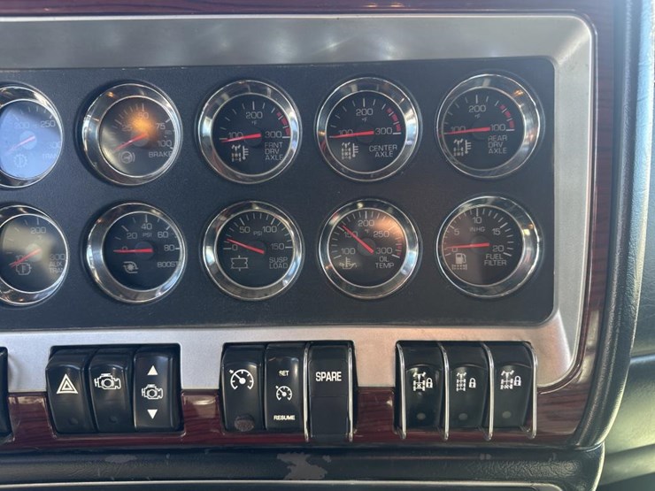 2009-kenworth-t800-image-34