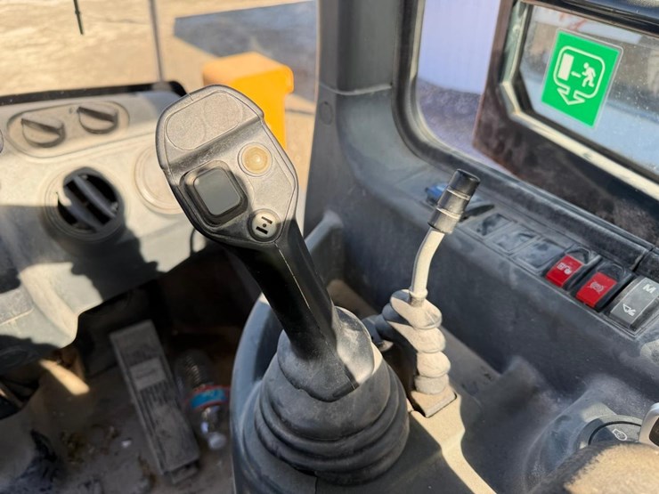 hyundai-hl730-9a-image-28