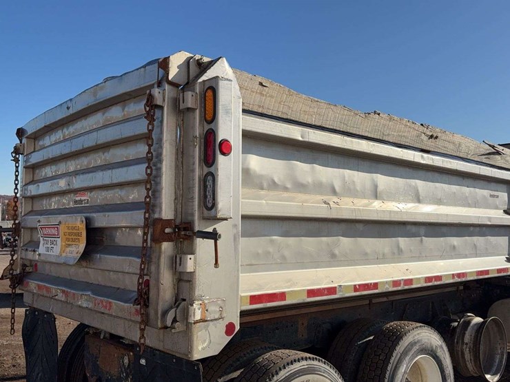 1995-ford-ltl9000-image-16