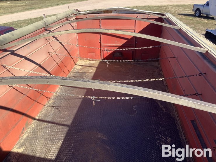 international-4700-image-17