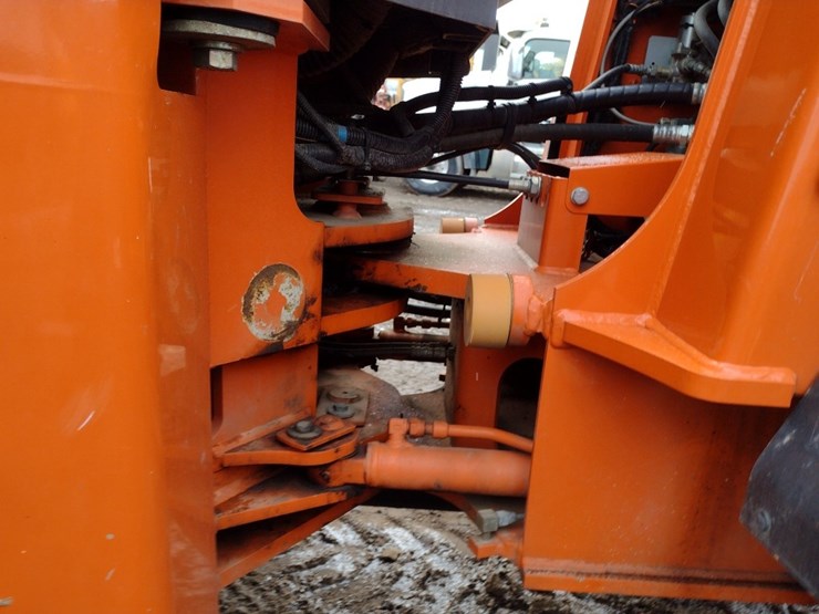 hitachi-zw80-5b-image-27