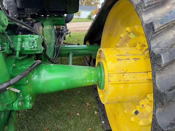 2005-john-deere-8520t-image-22