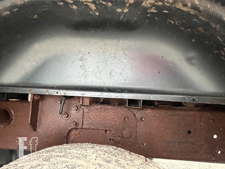 chevrolet-silverado-2500hd-lt-image-8