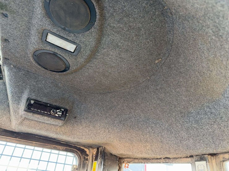 caterpillar-563c-image-30