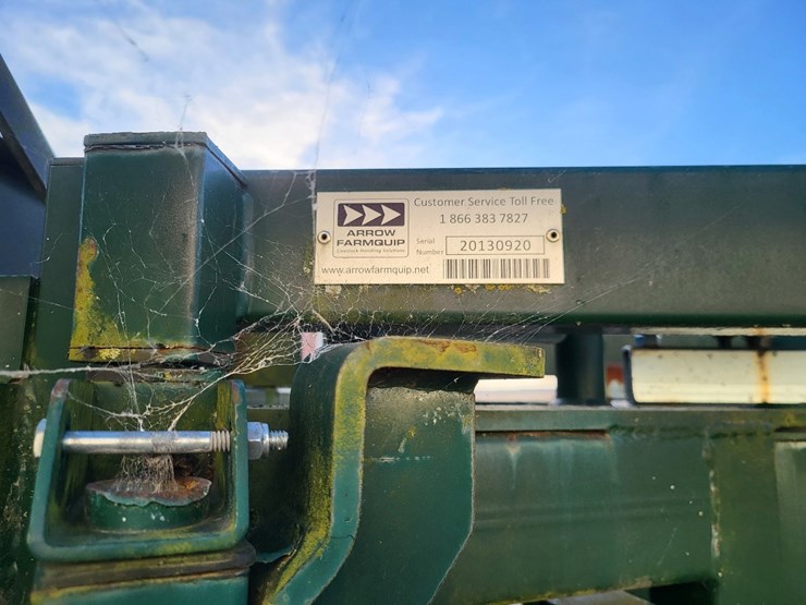 arrow-farmquip-8400-q-catch-cattle-squeeze-chute-w/alley-way---like-new-image-38