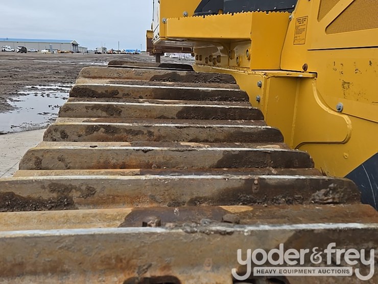 2019-deere-850l-lgp-image-24