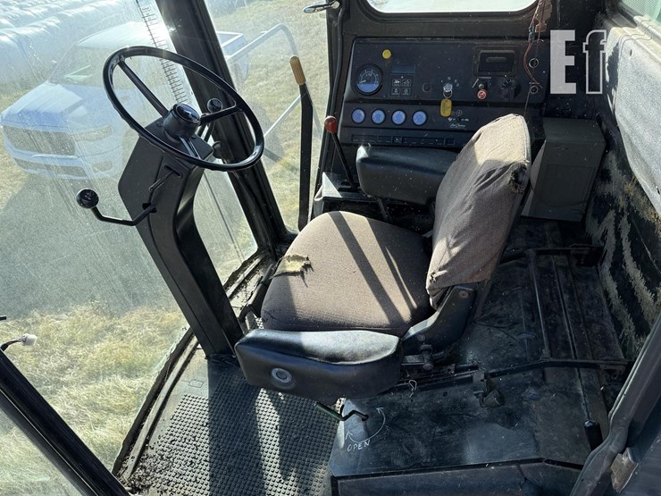 john-deere-8820-image-6