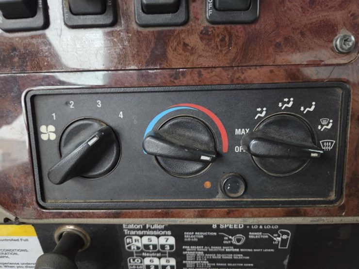 2007-international-paystar-5600i-image-69