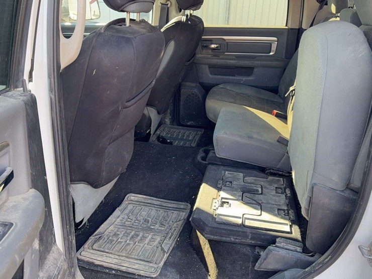 2016-dodge-2500-image-20