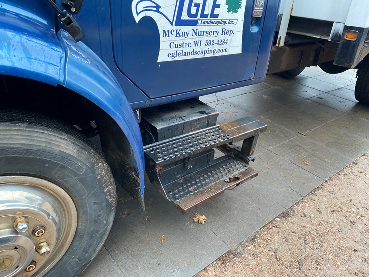 international-4700-image-16