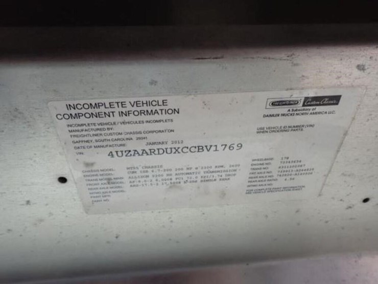 2012-freightliner-mt55-image-13