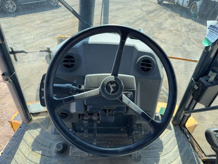 2012-deere-310k-image-38