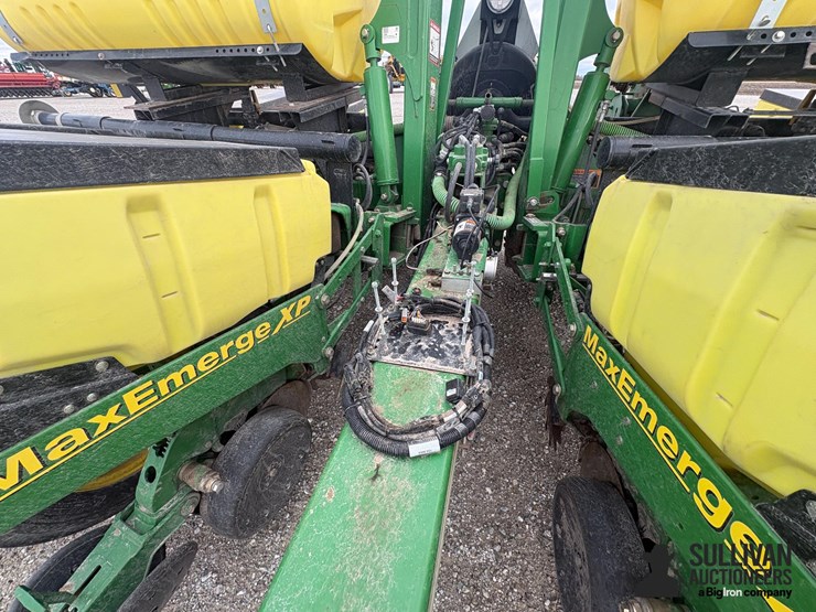 john-deere-1760-image-17