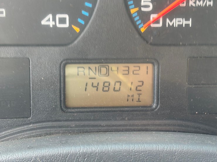 international-7400-image-51