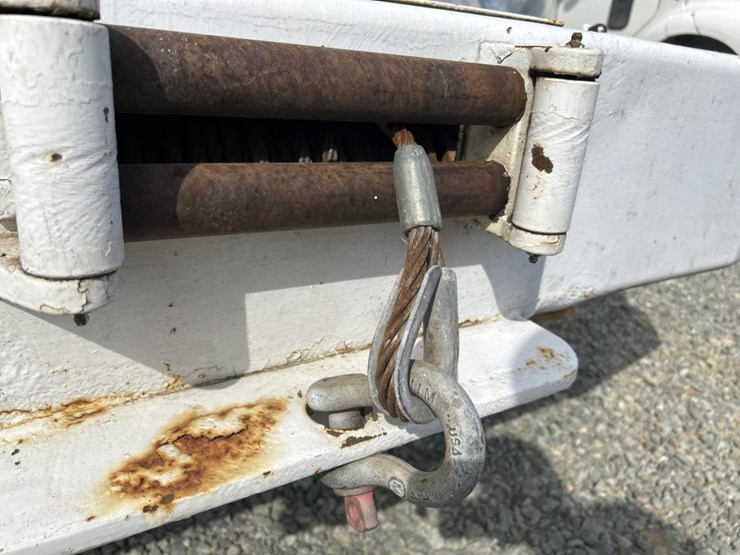 international-4000-image-85