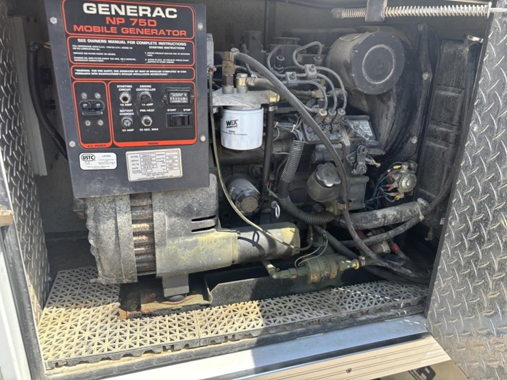 freightliner-fl80-image-14