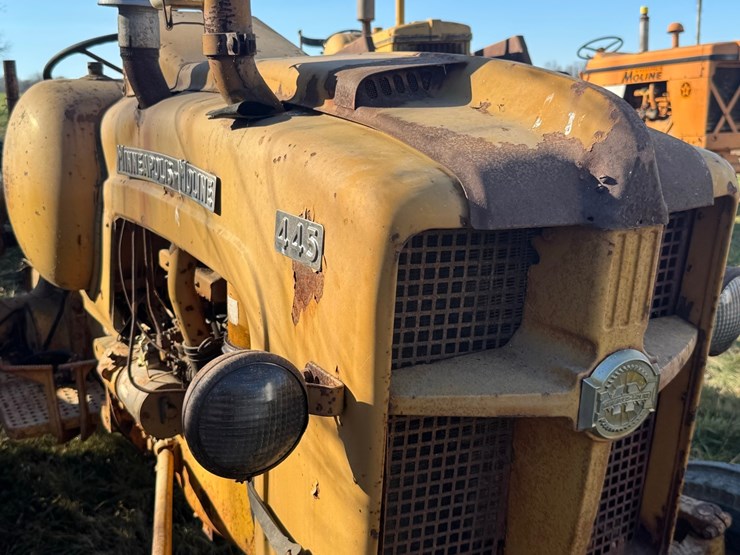 minneapolis-moline-445-image-21