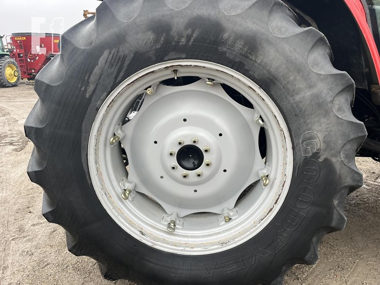 massey-ferguson-6475-image-25