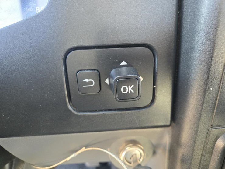 2022-international-mv607-image-58