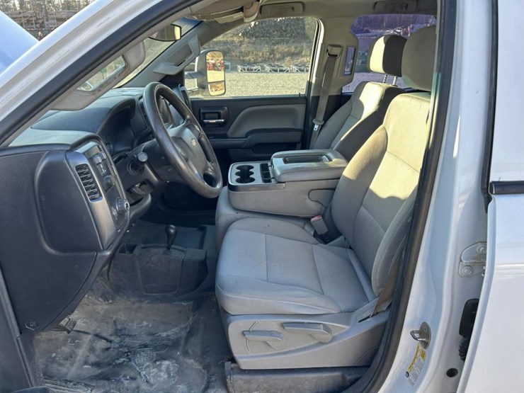 2015-chevrolet-silverado-2500hd-image-105